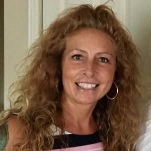 Meet your Posher, Lylly